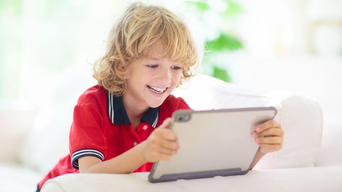 I pericoli del tablet per lo sviluppo dei bambini piccoli: il parere di Luigi Gallimberti - 