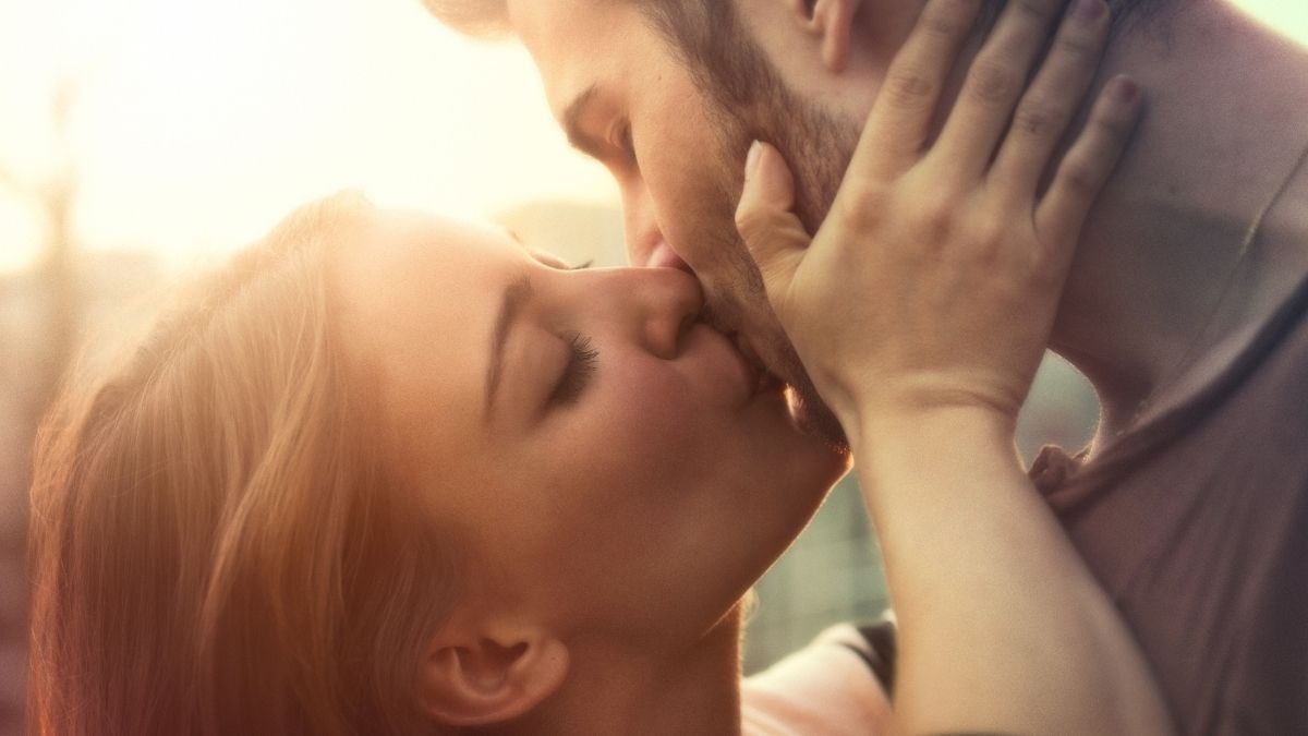 Giornata internazionale del bacio: perché baciarsi fa bene alla salute? - 