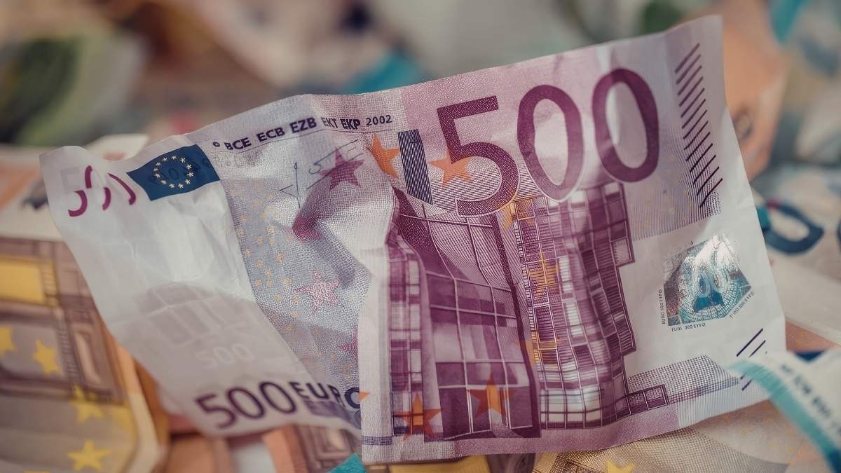 Banconote euro: perché il taglio da 500 non si userà più - 