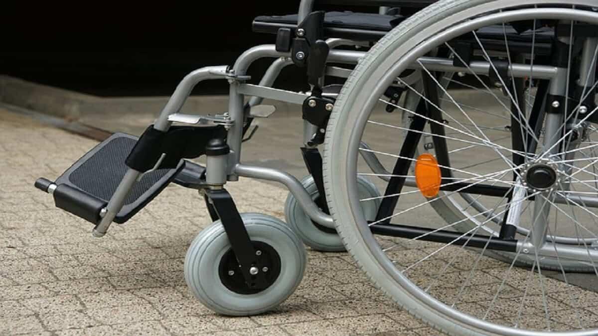 Barriere architettoniche: scuola condannata a Lecce - disabili