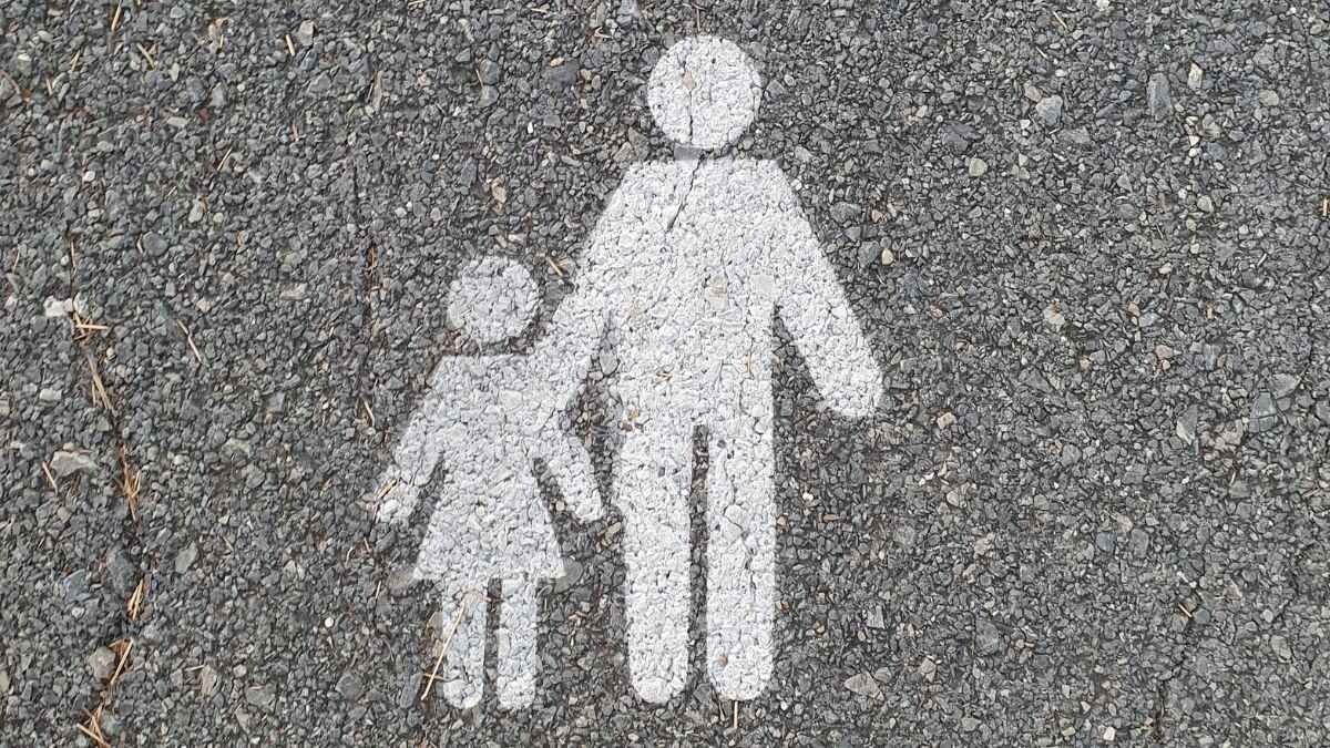 Bonus genitori separati: 500 euro al mese per il sostegno abitativo, come funziona il contributo - 