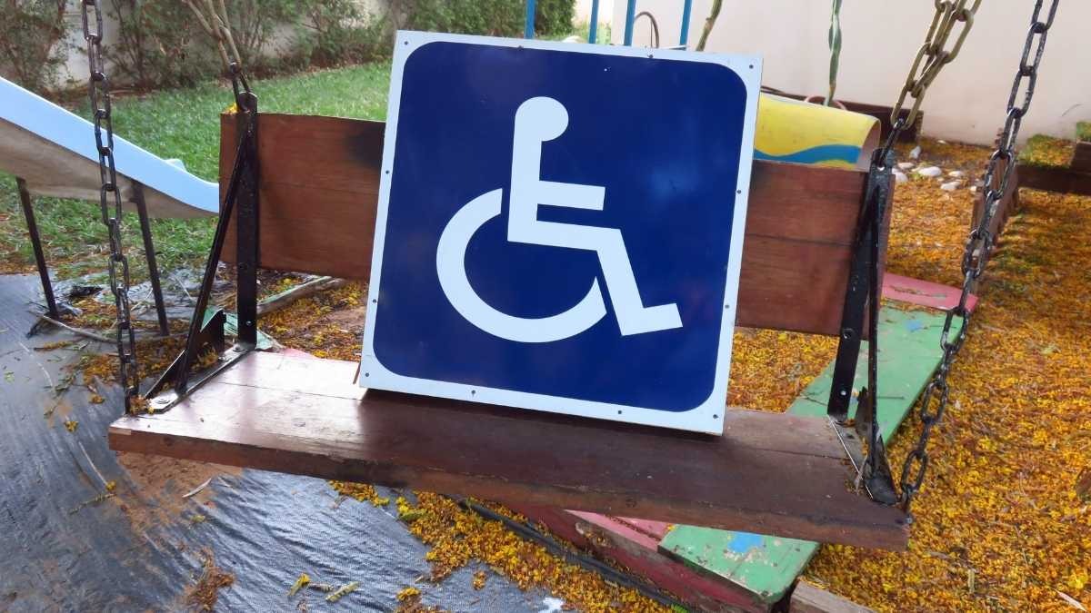 A rischio i centri estivi per disabili in Lombardia: le famiglie lanciano l'allarme