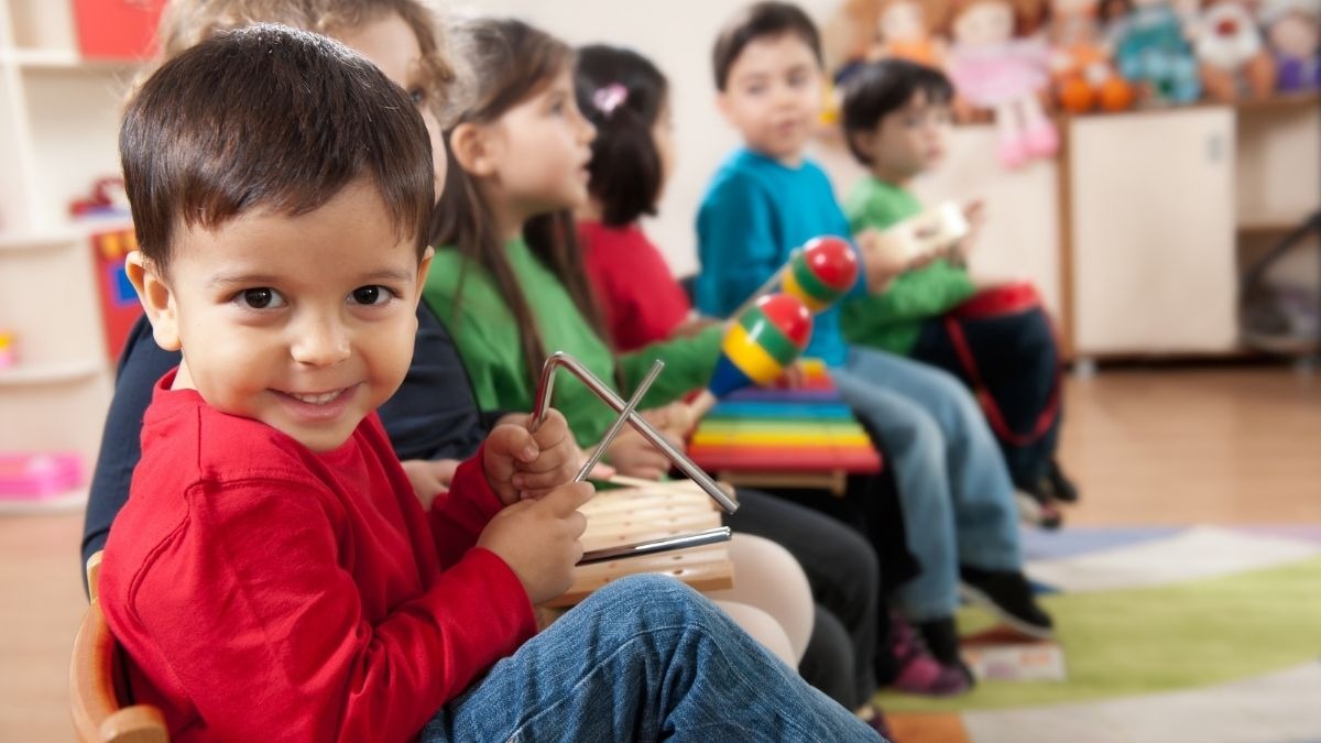 Scuole primarie aperte prima dell’anno scolastico: l’Emilia-Romagna sperimenta nuovi servizi per le famiglie - 