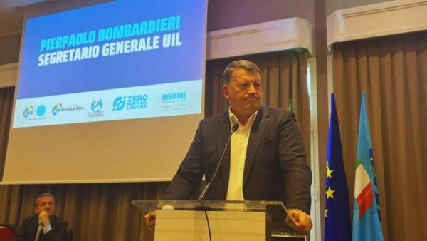 Detassazione degli aumenti contrattuali anche per i dipendenti pubblici: ecco la proposta di Bombardieri (Uil)