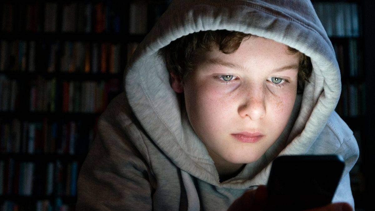 Cyberbullismo a scuola: quasi 230mln di fondi in Campania per il benessere digitale  - Bullismo e Cyberbullismo