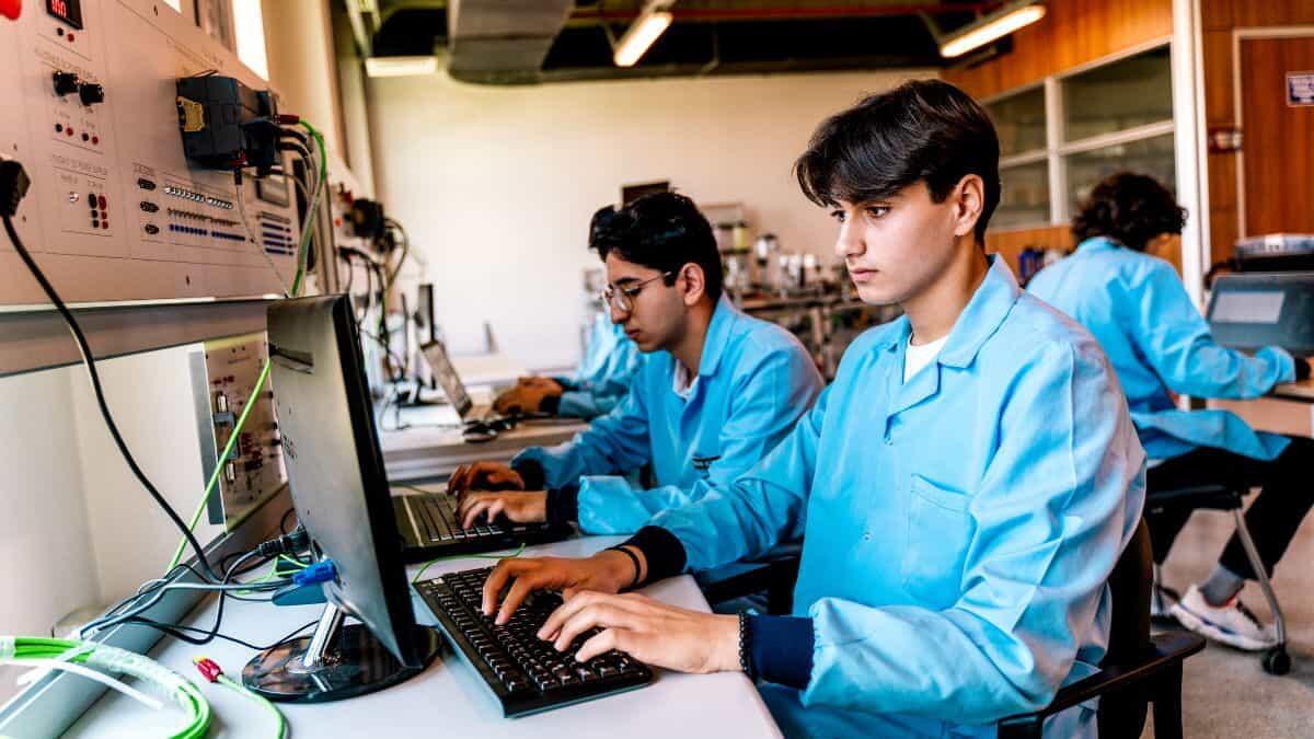Occupazione e istruzione: il futuro della riforma 4+2 nel sistema italiano - Filiera Tecnologico-Professionale