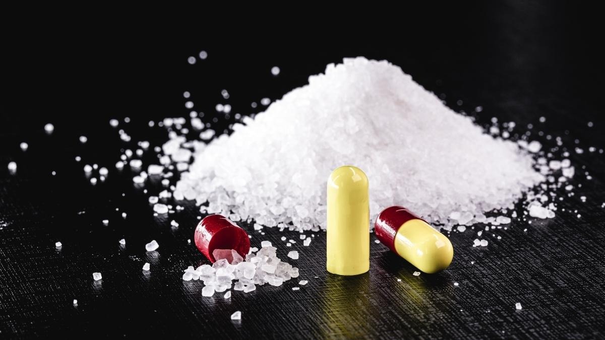 Consumo di droghe tra gli under 18: quasi 350 mila ragazzi coinvolti nell'ultimo anno - 