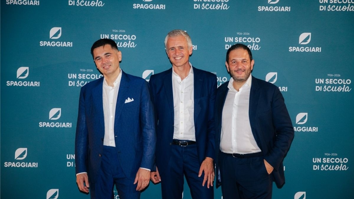 dal registro con le alette all intelligenza artificiale gruppo spaggiari parma celebra 100 anni di innovazione al labirinto della masone da Scuolalink.it dal registro con le alette all intelligenza artificiale gruppo spaggiari parma celebra 100 anni di innovazione al labirinto della masone