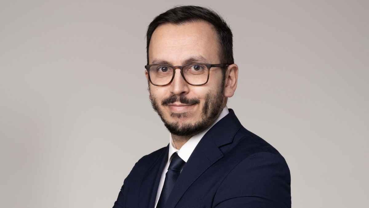 Consulente del Lavoro: le cinque competenze del futuro per i giovani - 